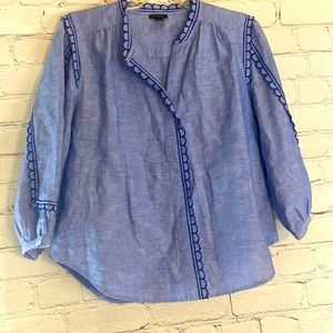 Ann Taylor 60% linen 40% cotton denim like look with embroidered trim